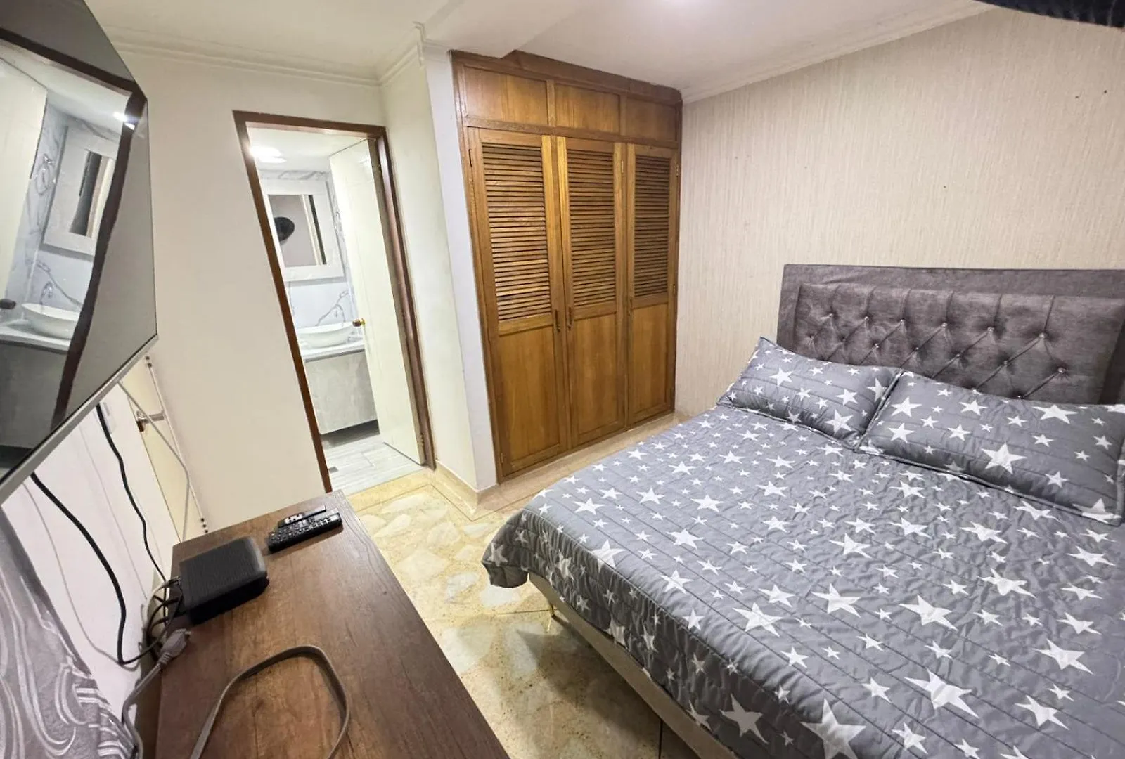 Apartamento Cerca Al Estadio Μεντεγίν Διαμέρισμα